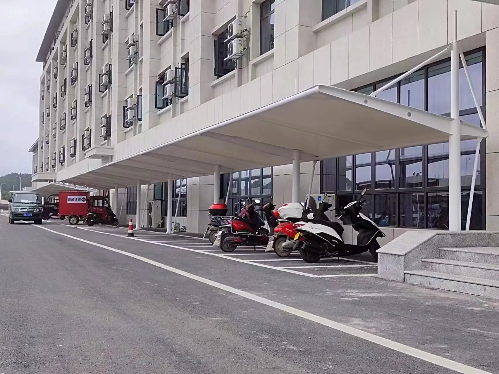 贵州福泉膜结构车棚采购避坑指南，本地源头工厂怎么选？